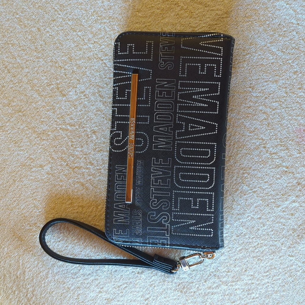 Steve Madden Wallet